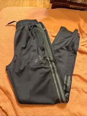 Adidas Sweatpants